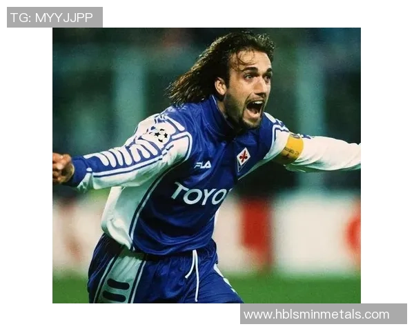 二十年足球传奇人物盘点：全球足坛十位最具影响力球星回顾